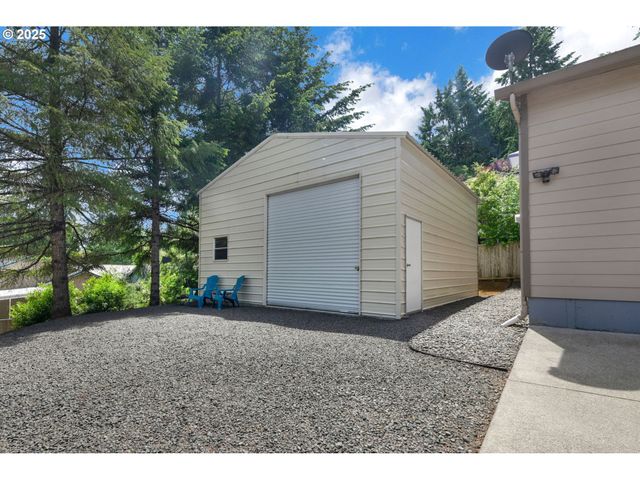 87973 SHERWOOD St, Veneta, OR 97487