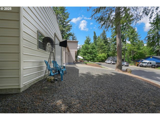 87973 SHERWOOD St, Veneta, OR 97487