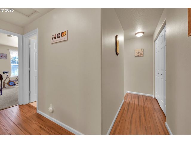 87973 SHERWOOD St, Veneta, OR 97487