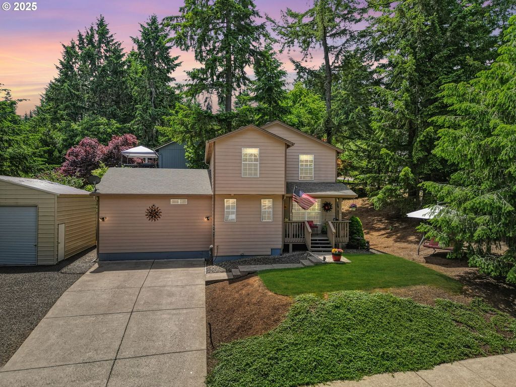 87973 SHERWOOD St, Veneta, OR 97487