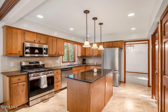 27262 Fort Meigs Road, Perrysburg, OH 43551