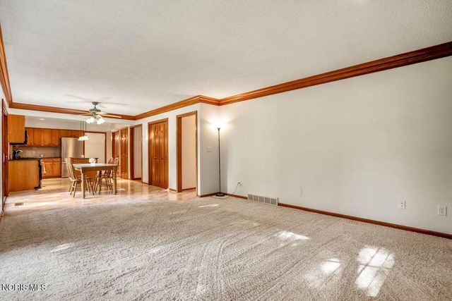 27262 Fort Meigs Road, Perrysburg, OH 43551