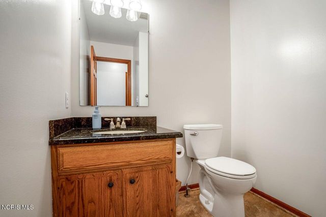 27262 Fort Meigs Road, Perrysburg, OH 43551