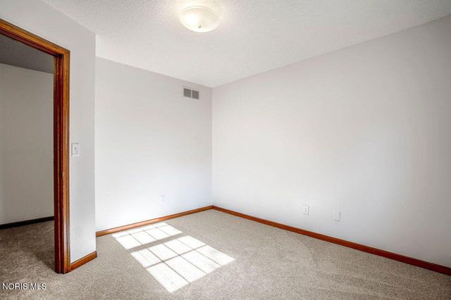 27262 Fort Meigs Road, Perrysburg, OH 43551