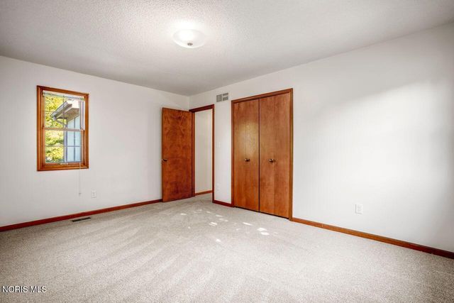 27262 Fort Meigs Road, Perrysburg, OH 43551