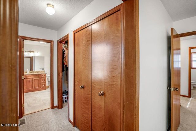 27262 Fort Meigs Road, Perrysburg, OH 43551