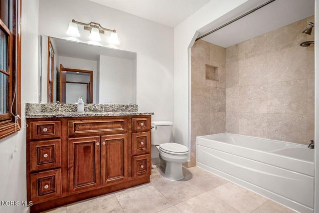 27262 Fort Meigs Road, Perrysburg, OH 43551