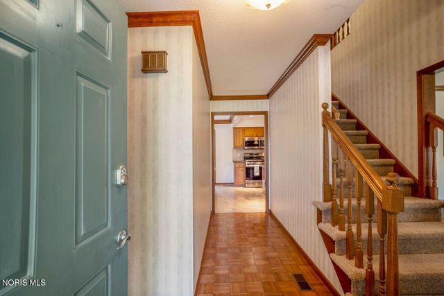 27262 Fort Meigs Road, Perrysburg, OH 43551