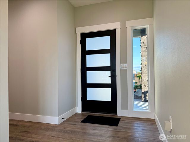 996 Alida Court SE, Ocean Shores, WA 98569