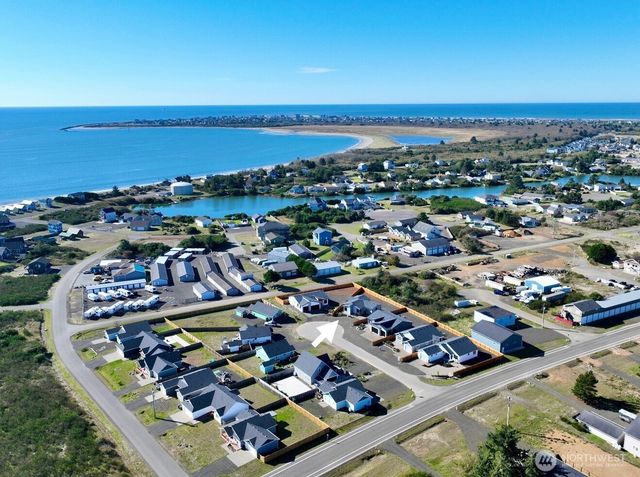 996 Alida Court SE, Ocean Shores, WA 98569