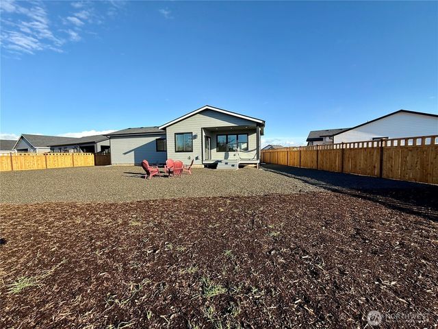 996 Alida Court SE, Ocean Shores, WA 98569