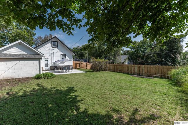 2302 N 64th Street, Omaha, NE 68104