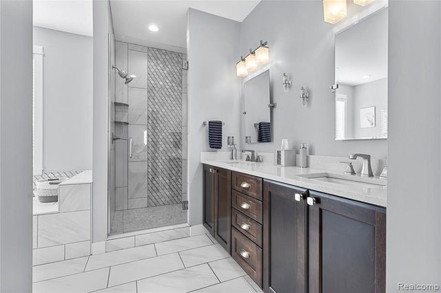 13498 Exeter Road, Carleton, MI 48117