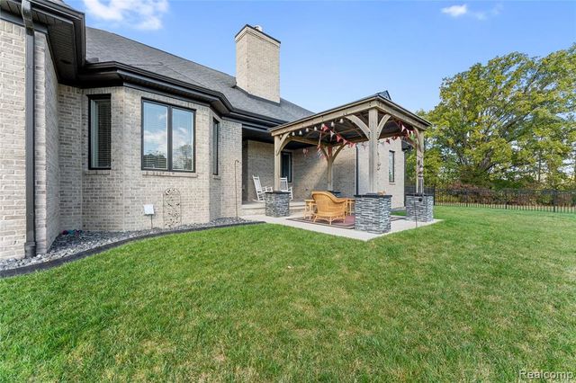 13498 Exeter Road, Carleton, MI 48117