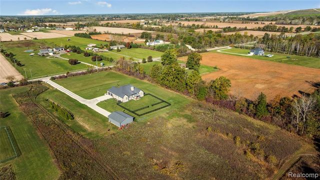 13498 Exeter Road, Carleton, MI 48117