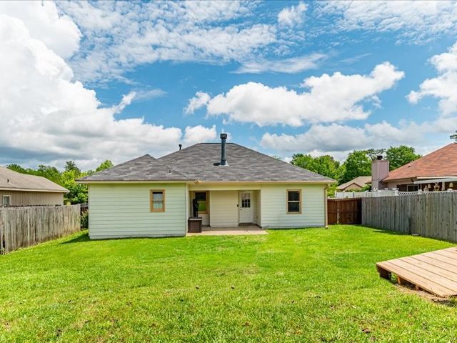 2995 Poppy Seed Loop, Columbus, GA 31907