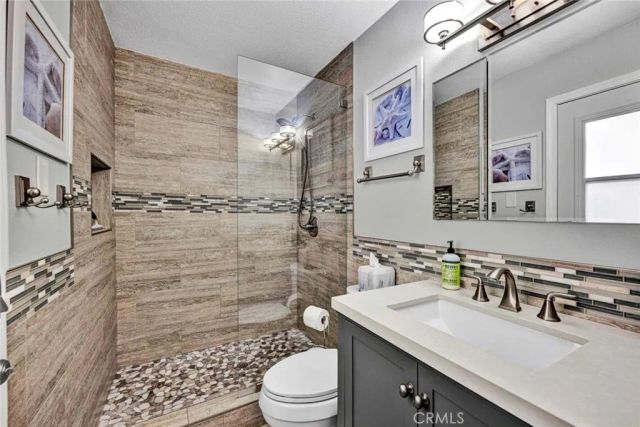 9662 Pollack Drive, Huntington Beach, CA 92646