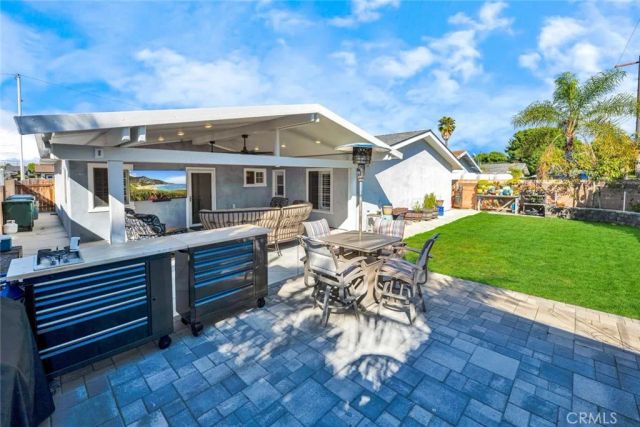 9662 Pollack Drive, Huntington Beach, CA 92646