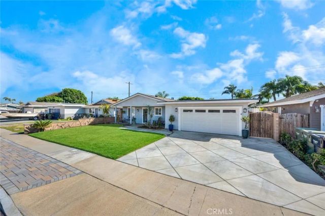 9662 Pollack Drive, Huntington Beach, CA 92646