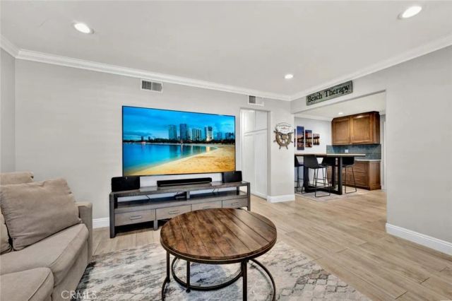 9662 Pollack Drive, Huntington Beach, CA 92646