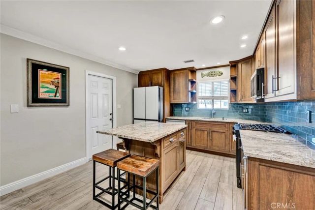 9662 Pollack Drive, Huntington Beach, CA 92646