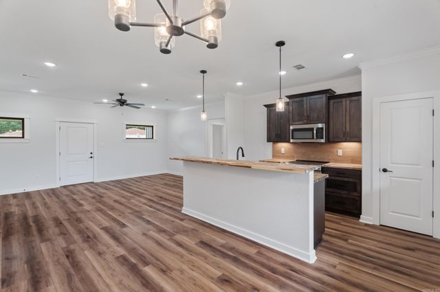 1001 N Red, Sheridan, AR 72150