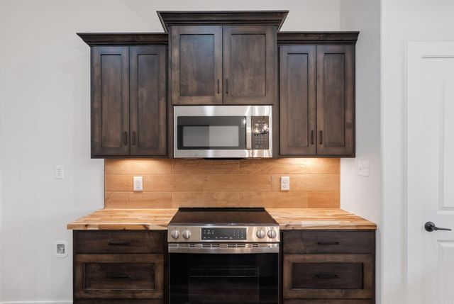 1001 N Red, Sheridan, AR 72150