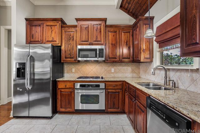 37472 Dutchtown Crossing Av, Gonzales, LA 70737