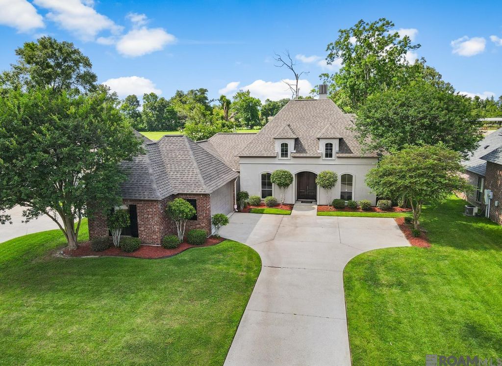 37472 Dutchtown Crossing Av, Gonzales, LA 70737