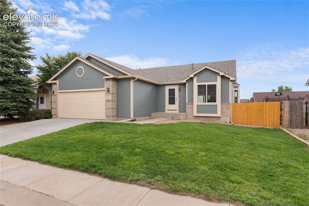 890 N Candlestar Loop, Fountain, CO 80817 — exterior