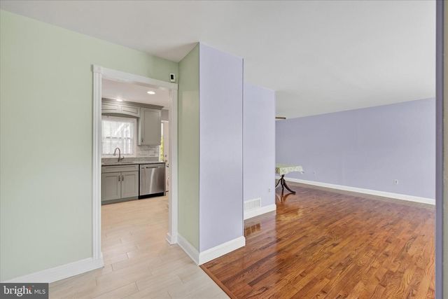 1202 HILLCREEK RD, Pasadena, MD 21122