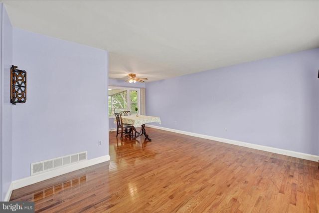 1202 HILLCREEK RD, Pasadena, MD 21122