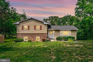 1202 HILLCREEK RD, Pasadena, MD 21122