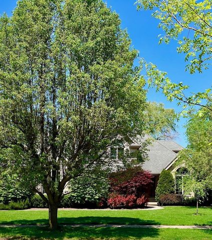 1837 Cherrywood Lane, Munster, IN 46321
