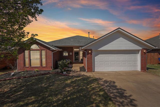 1415 Cherokee Lane, Blanchard, OK 73010