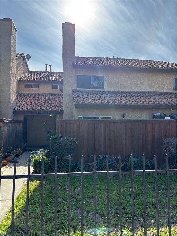16595 Upland E, Fontana, CA 92335