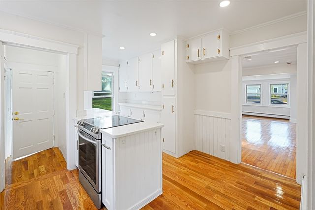 84 E Main Street, Hopkinton, MA 01748