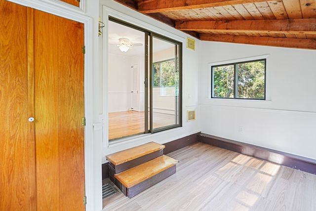 84 E Main Street, Hopkinton, MA 01748