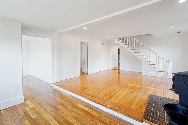 84 E Main Street, Hopkinton, MA 01748