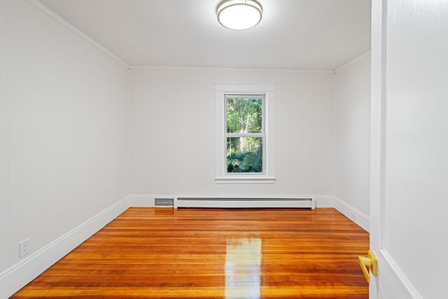 84 E Main Street, Hopkinton, MA 01748