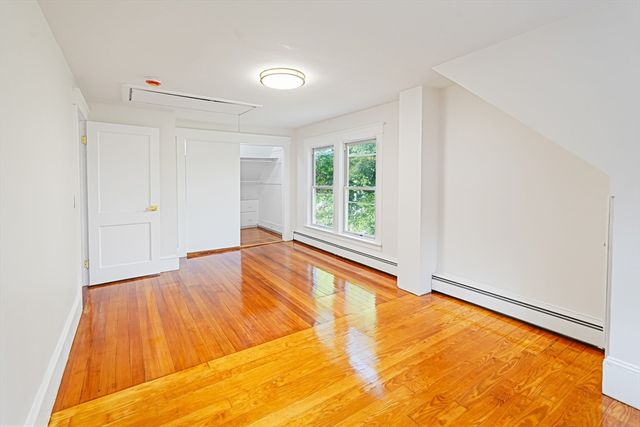 84 E Main Street, Hopkinton, MA 01748