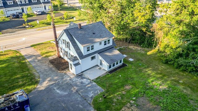 84 E Main Street, Hopkinton, MA 01748