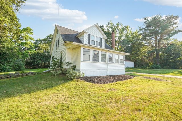 84 E Main Street, Hopkinton, MA 01748