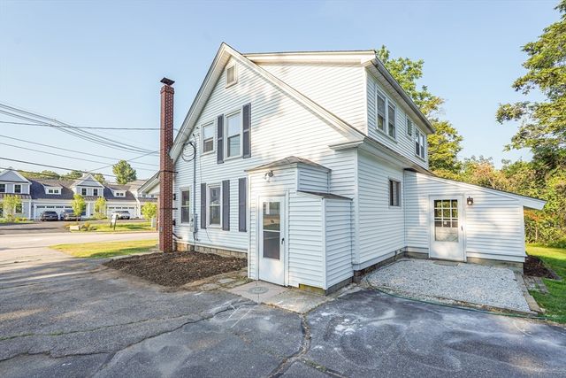84 E Main Street, Hopkinton, MA 01748