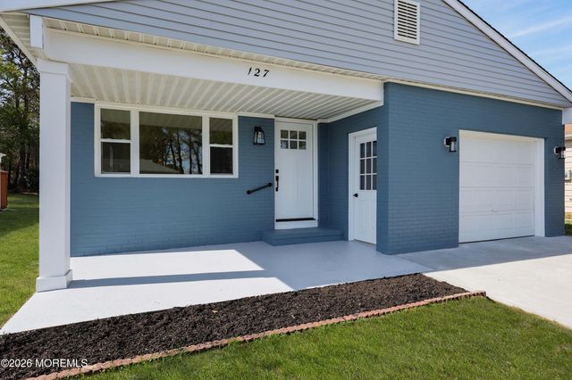 127 San Carlos Street, Toms River, NJ 08757