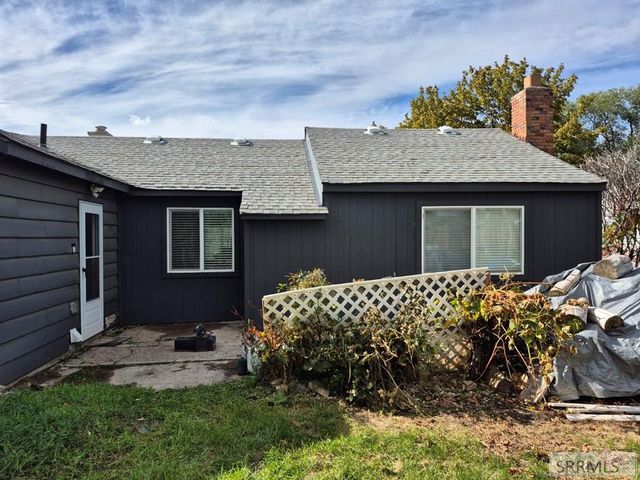 856 Hubbard, Pocatello, ID 83201