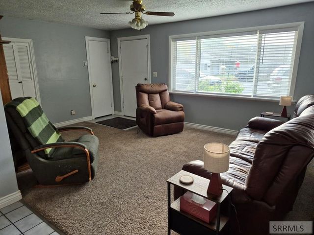 856 Hubbard, Pocatello, ID 83201