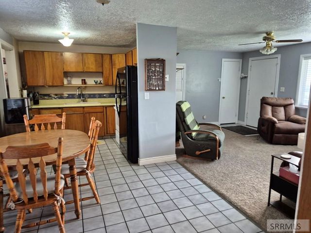 856 Hubbard, Pocatello, ID 83201