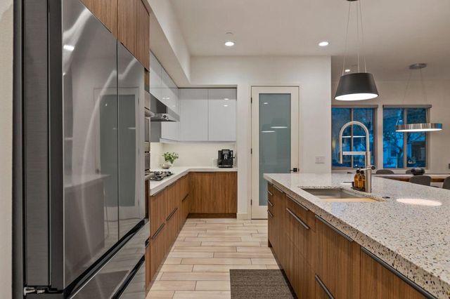 1401 Retreat Circle, Palm Desert, CA 92260