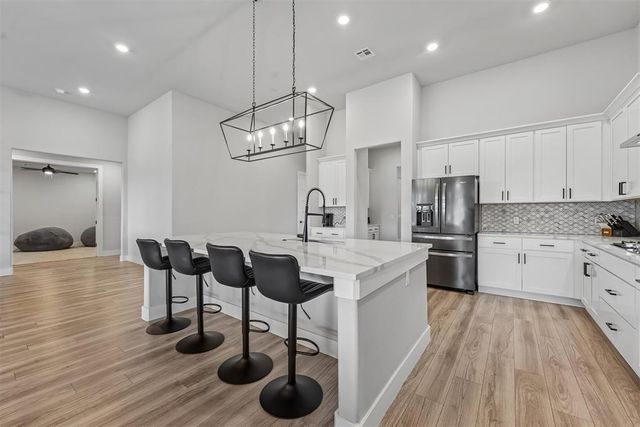 2249 Jackson Lane, Blanchard, OK 73010